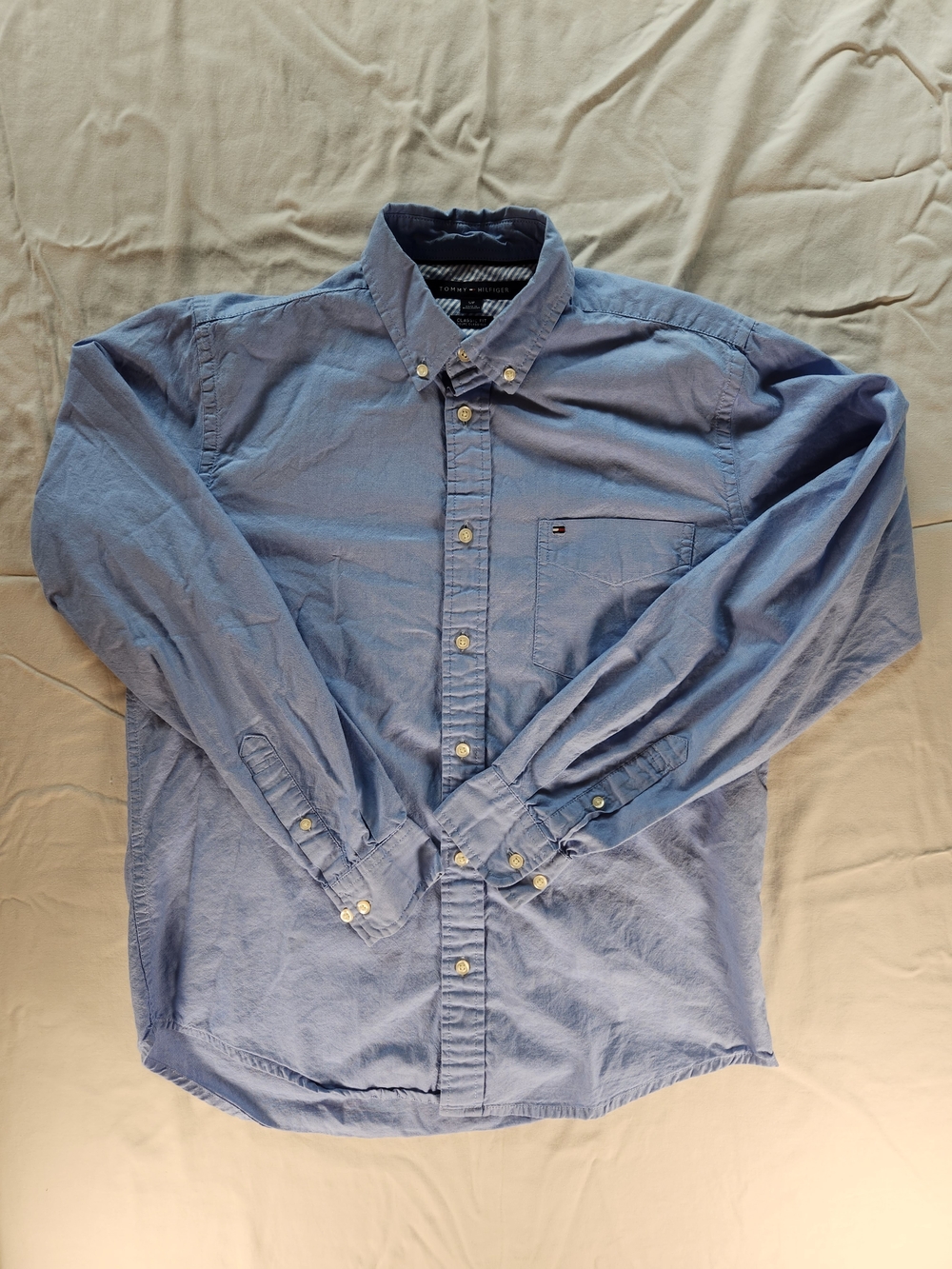 Tommy Hilfiger Men's Classic Fit Blue Cotton Button-Down Long Sleeve Shirt S